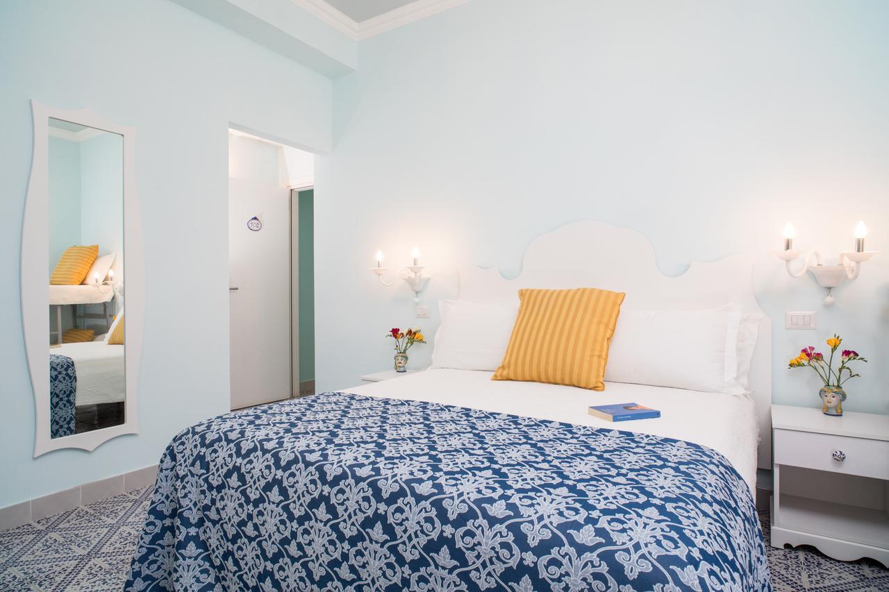 Hotel Nefele 3*